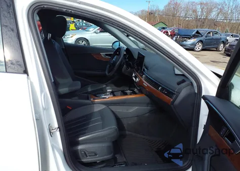 2021 Audi A4 Premium 40 Tfsi Quattro S Tronic z USA, uszkodzony, nr VIN WAUABAF49MA027337